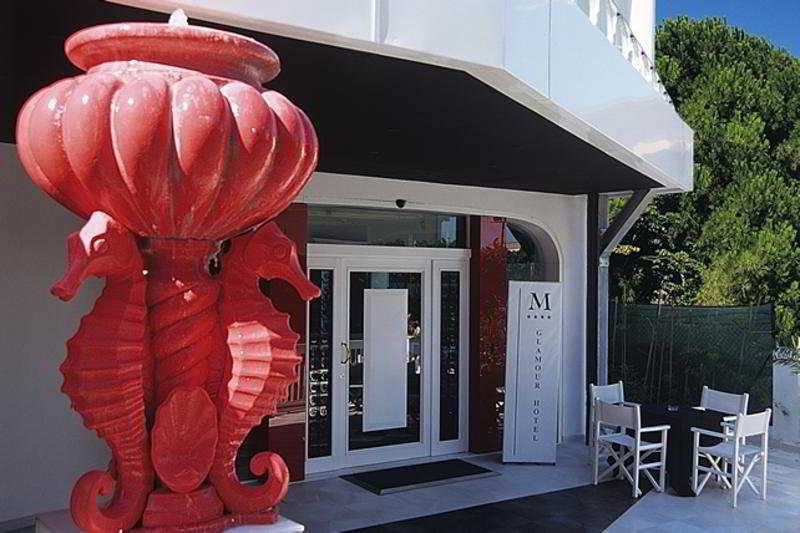 M Glamour Hotel 2