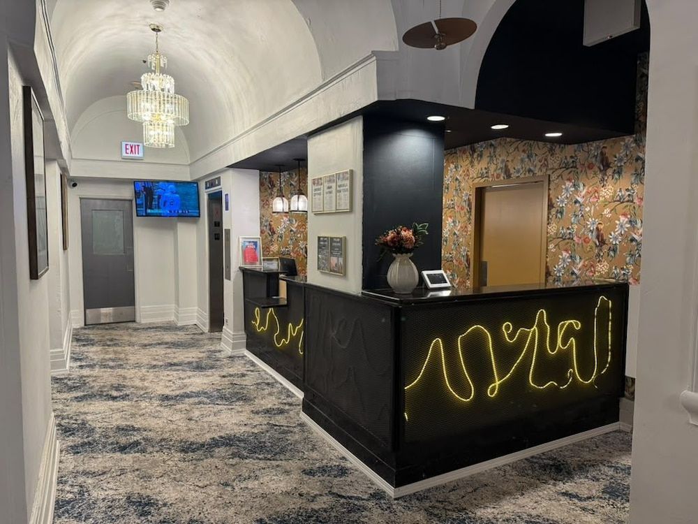 The Tremont Chicago Hotel 1