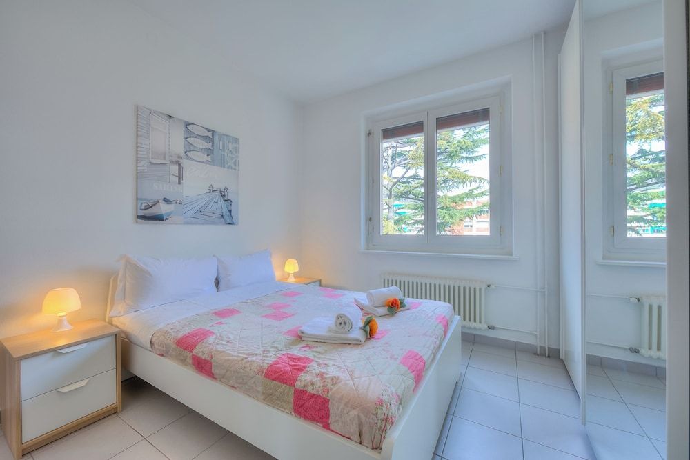 Casa Rosa with Balcony in Lugano - Happy Rentals 2