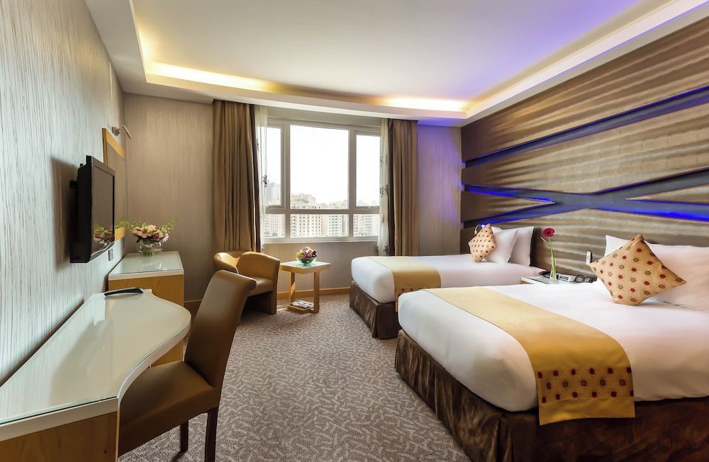 Al Safir Hotel & Tower 1