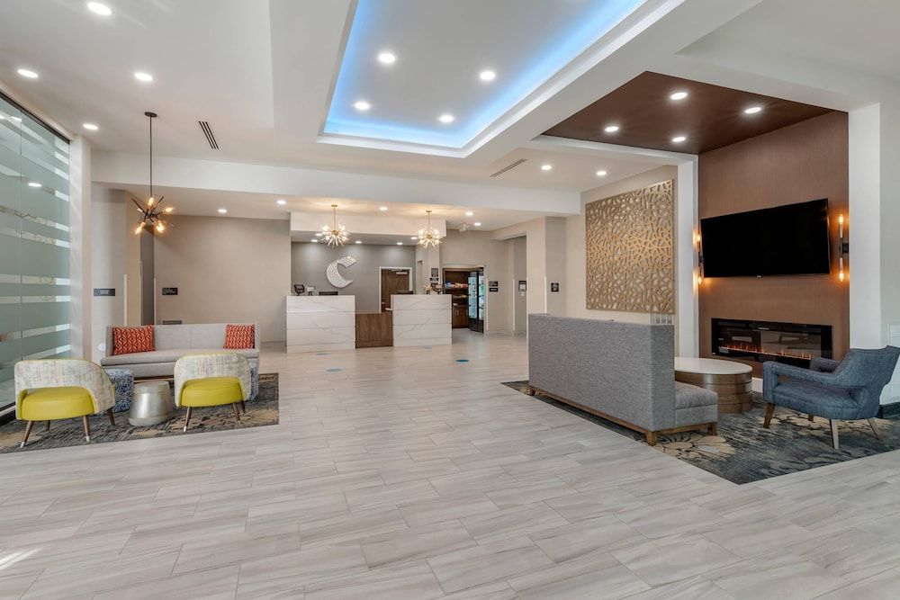 Comfort Suites Greenville Airport 1
