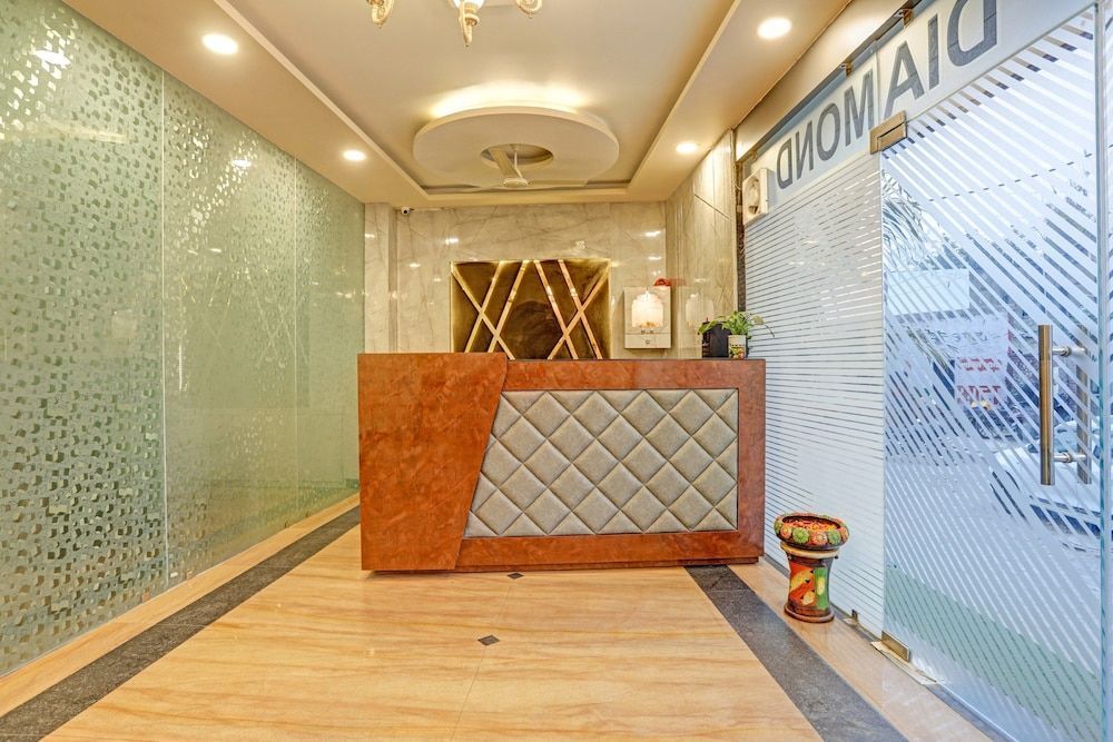 FabHotel The Diamond 2