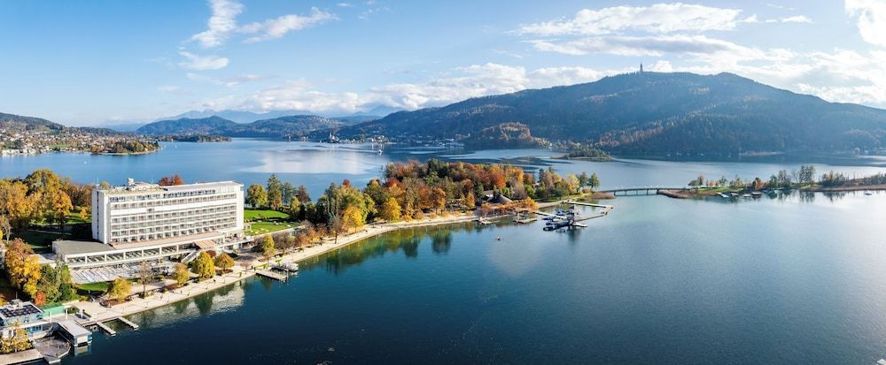 Parkhotel Pörtschach - Das Hotelresort mit Insellage am Wörthersee 1