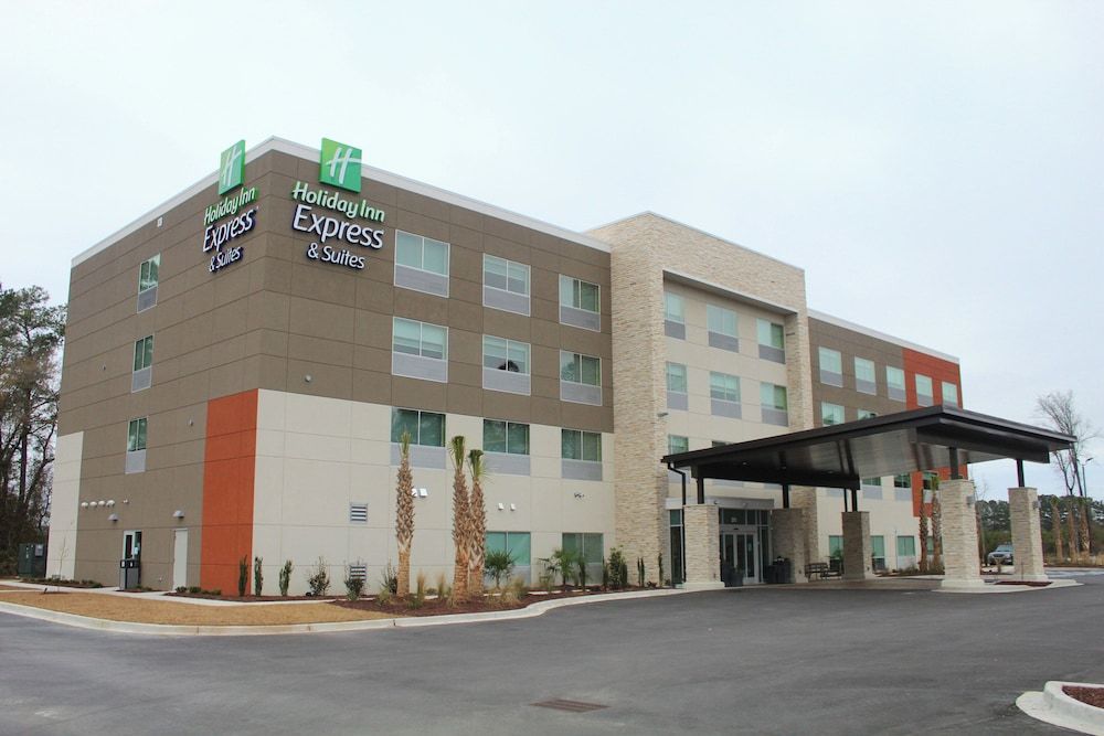 Holiday Inn Express & Suites LATTA by IHG 1