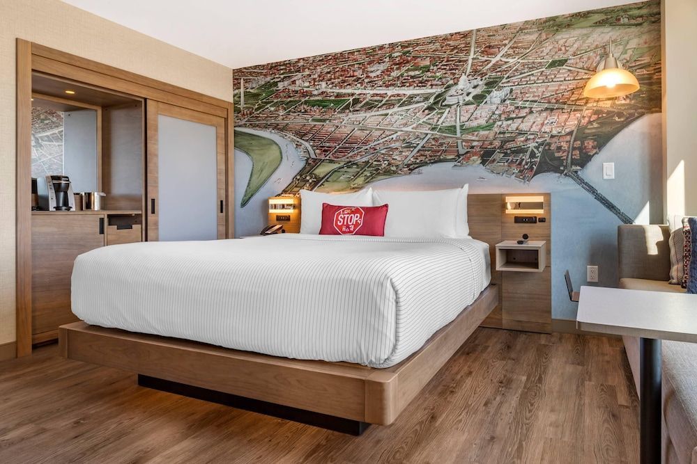 Cambria Hotel Washington DC Navy Yard Riverfront 1