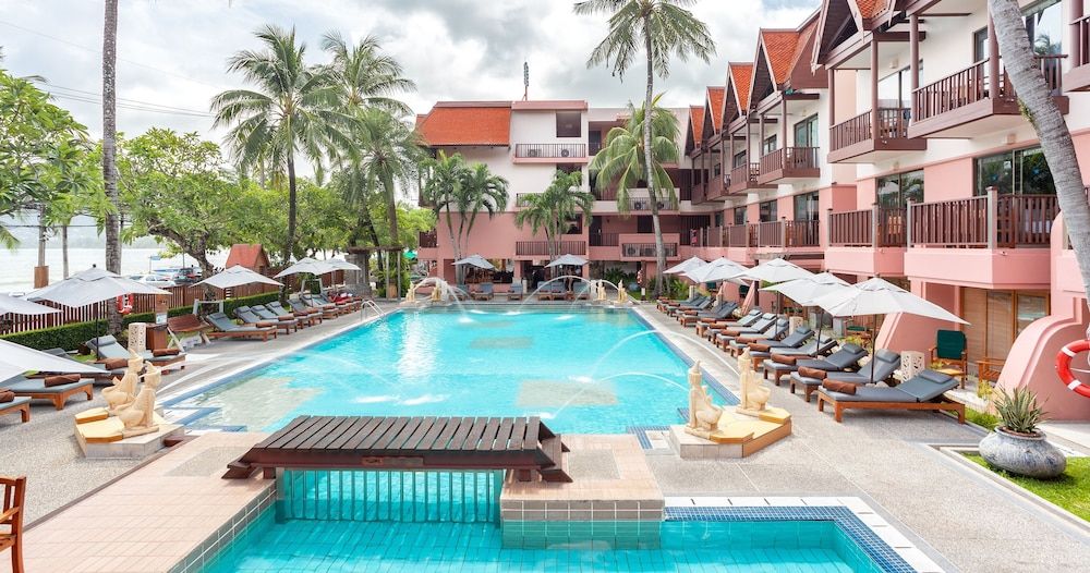 Seaview Patong Hotel 1