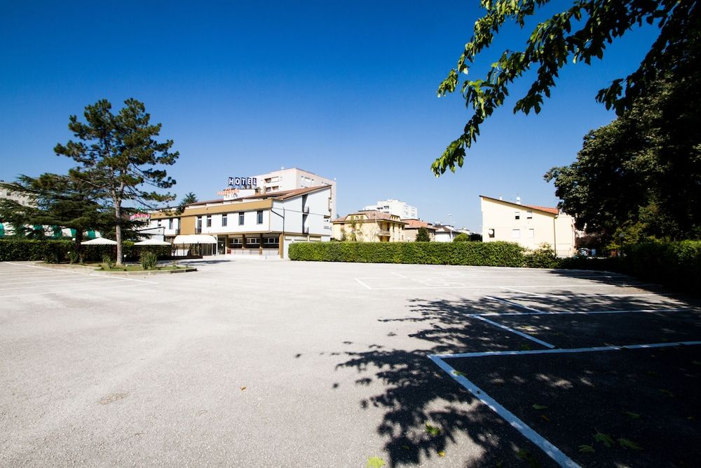 Hotel Santa Lucia 1