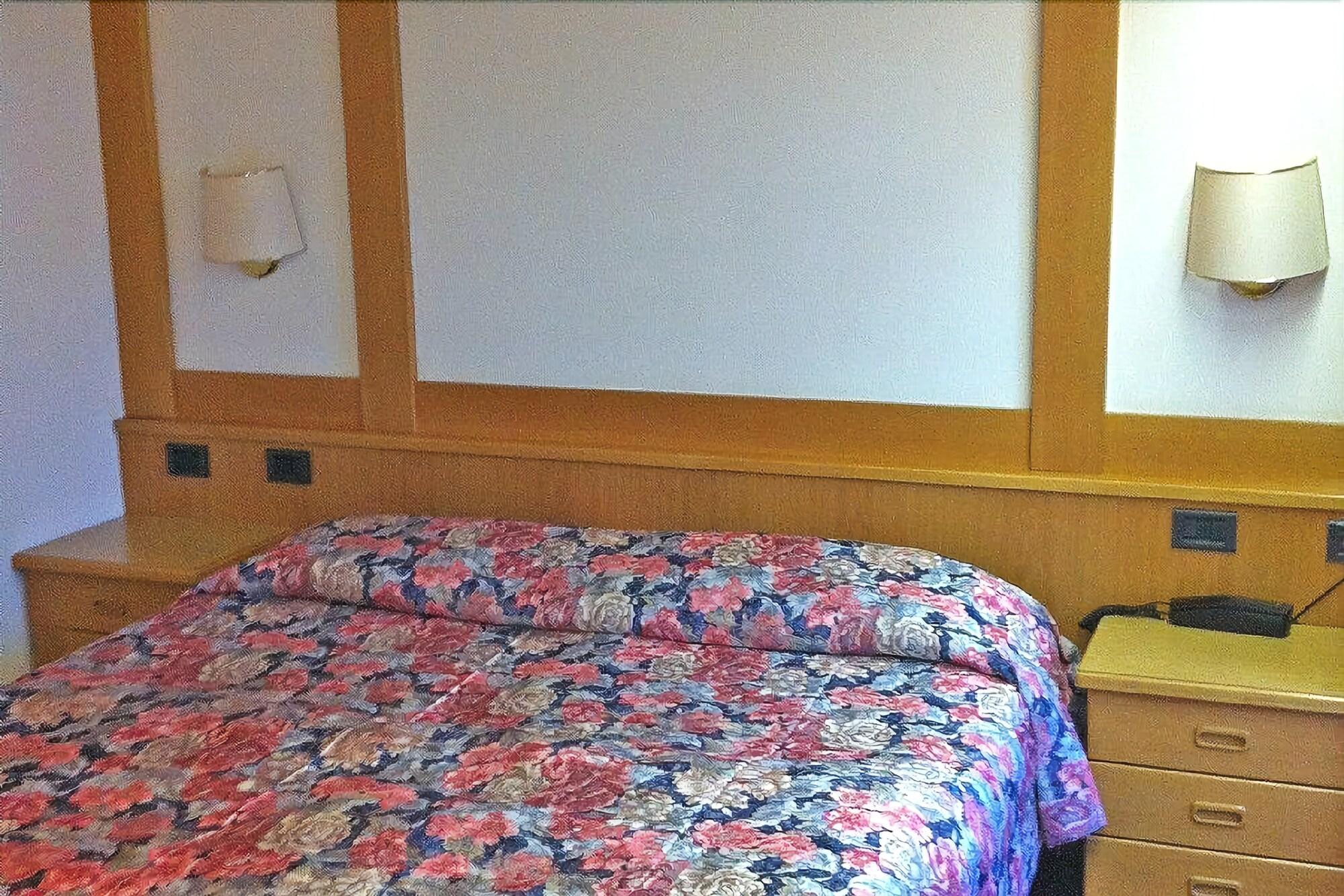 Hotel Meida 1