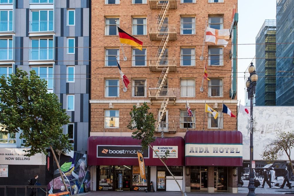 Aida Plaza Hotel 1