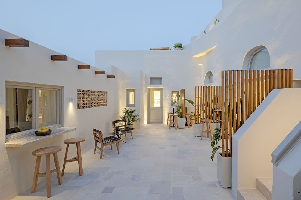 Utopia Suites Santorini 2