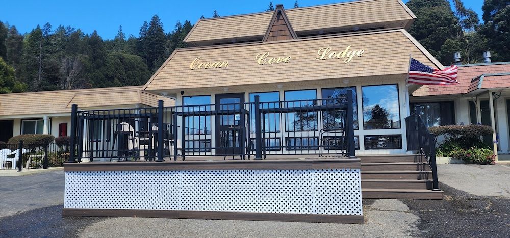 Ocean Cove Lodge 1