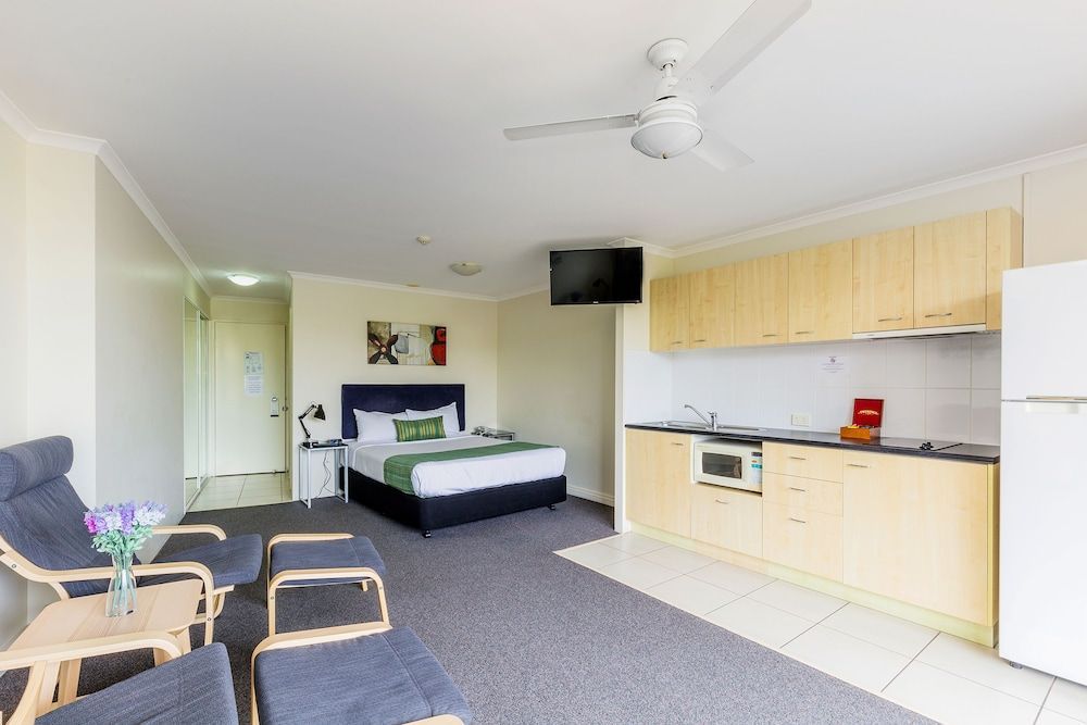 The Wellington Apartment Hotel 2