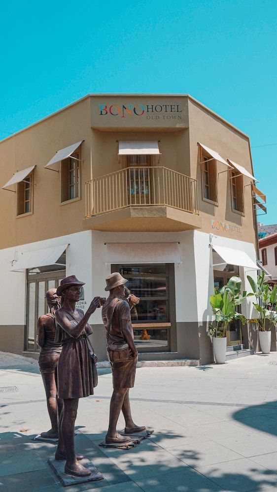 Bono Hotel Old Town 1