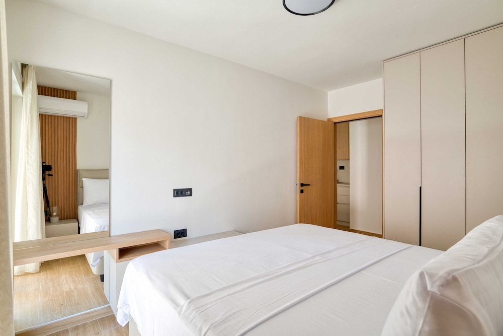 Mont Residence 1