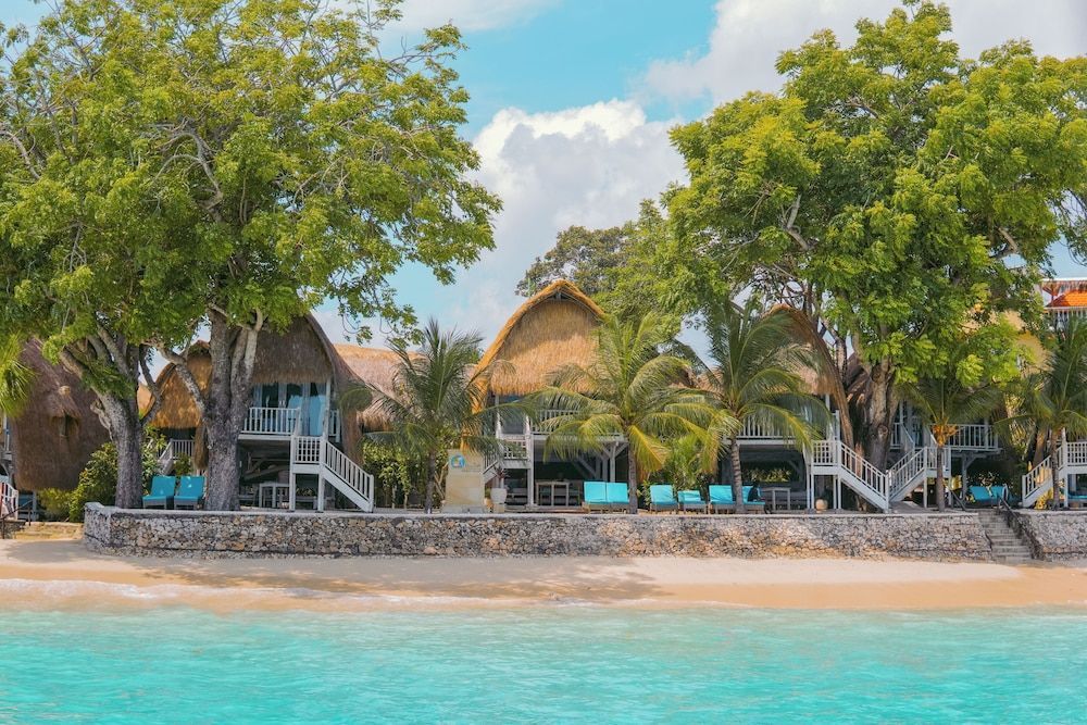 Hai Tide Beach Resort 1