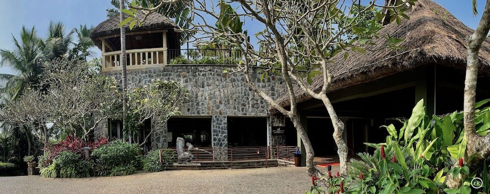 Taj Green Cove Resort and Spa Kovalam 2