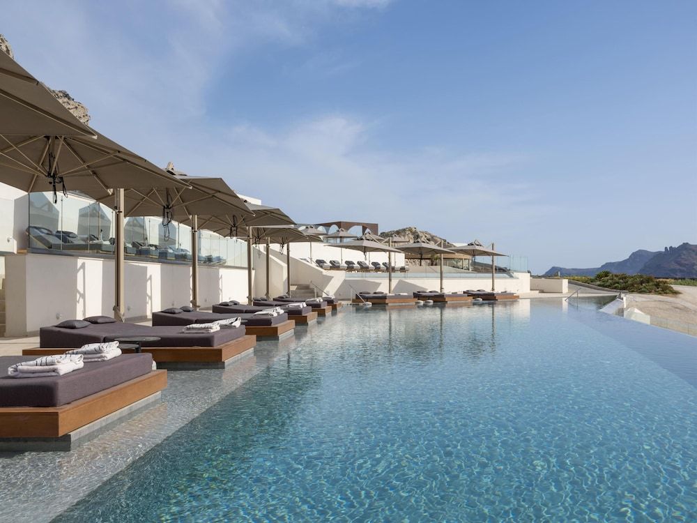 Santo Mine Oia Suites 1