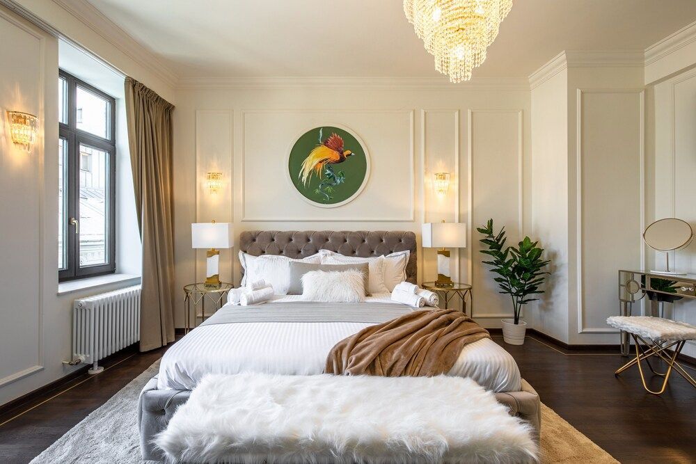 Old Town Luxury Suites 2