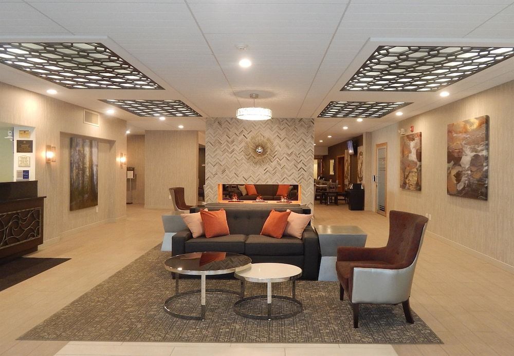 Best Western Plus Bradford Inn 1