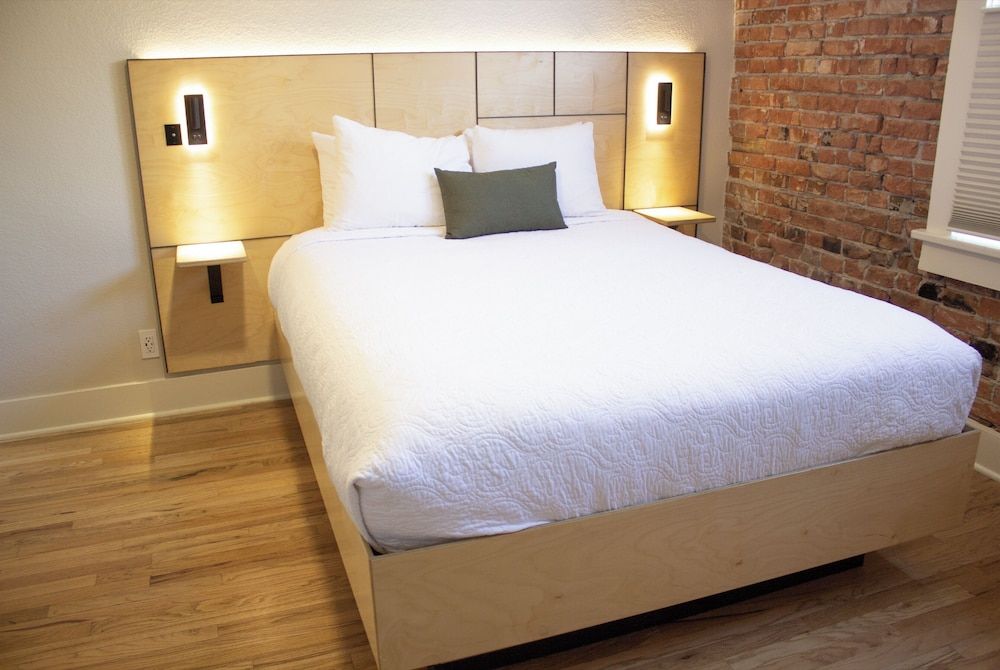 Leland House Suites of Durango 2
