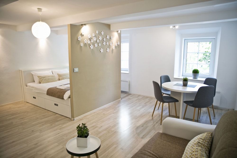 Apartments Hiša Pod Gradom 2