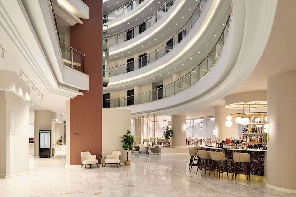 Ramada by Wyndham Bucharest Otopeni Airport 1