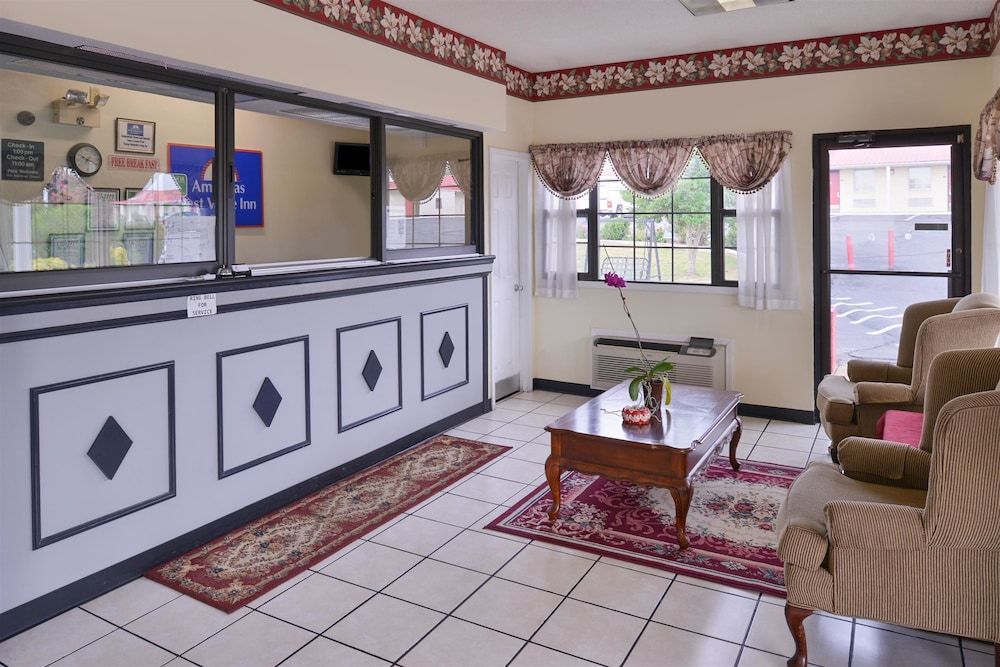 Americas Best Value Inn Wildersville 2
