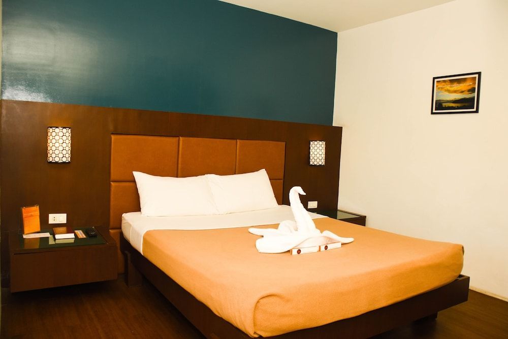 Tacloban Plaza Hotel 2