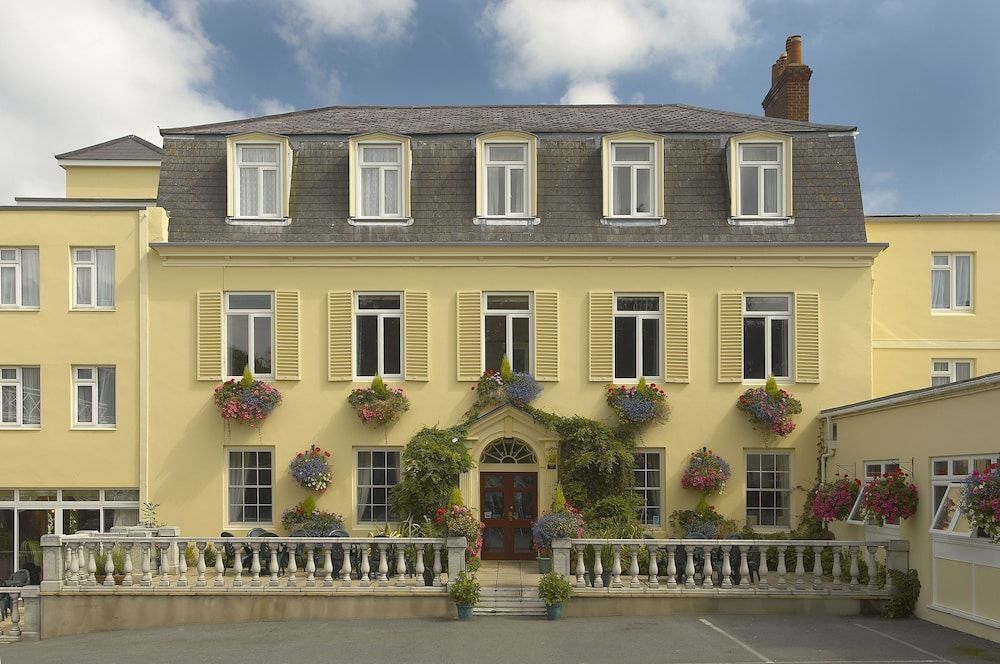 Les Rocquettes Hotel 1