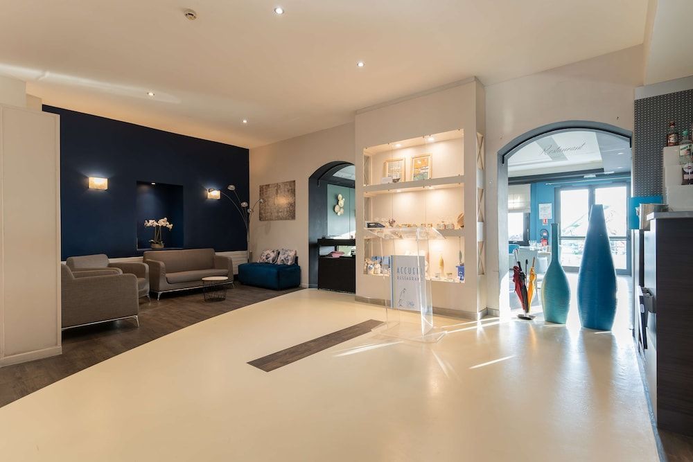 Best Western Hotel De La Plage Saint Marc sur Mer 2