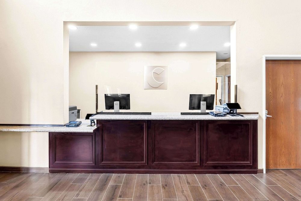 Comfort Inn & Suites Pueblo 2
