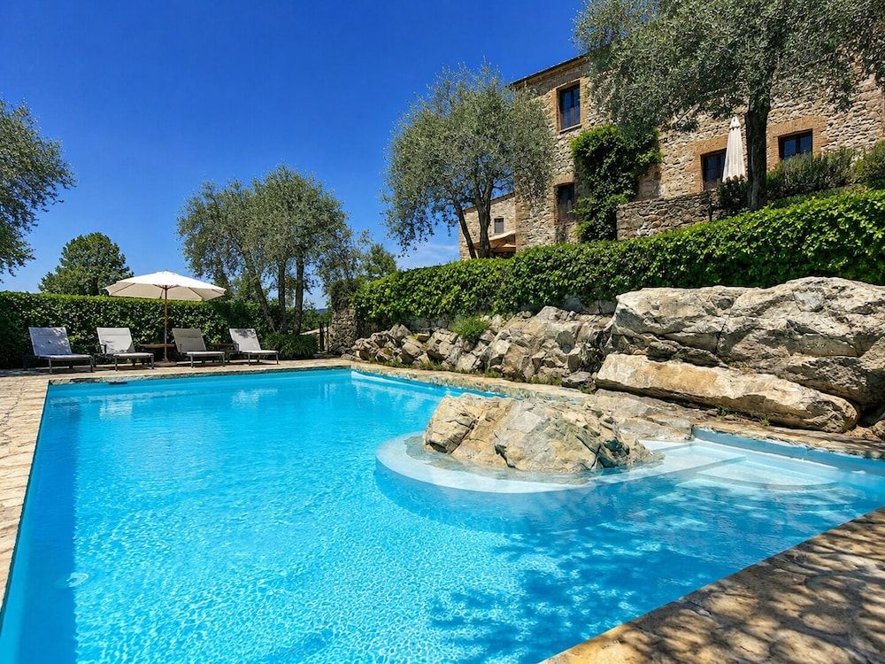 Borgo Livernano 1