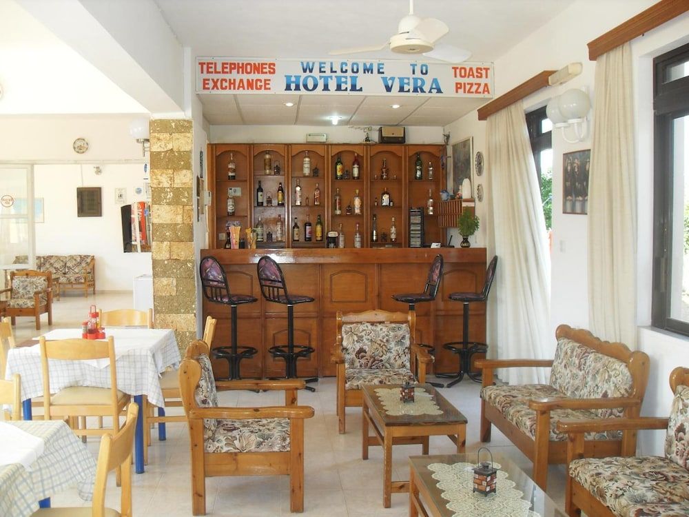 Vera Studios 2