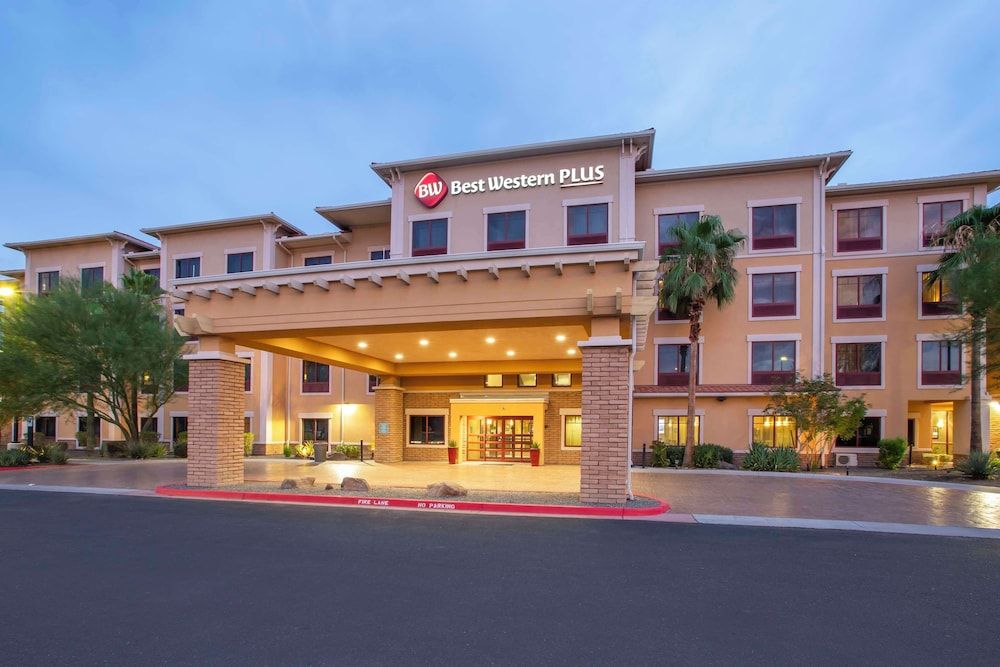 Best Western Plus Chandler Hotel & Suites 1