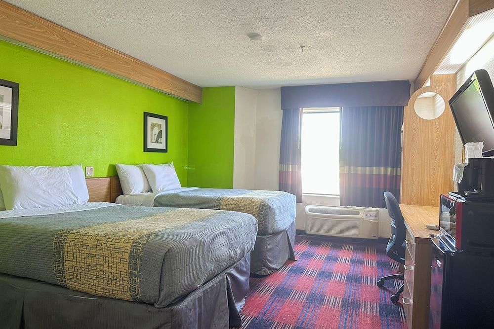 Classic Inn By Townhouse American Way Memphis I 240 1
