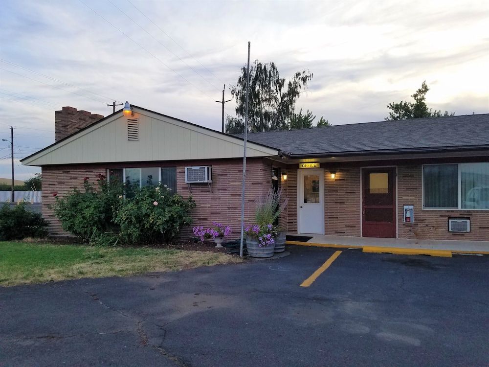Out West Motel 1