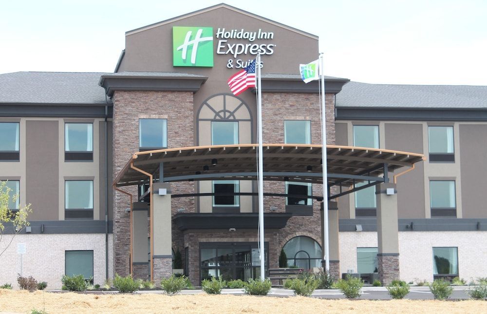 Holiday Inn Express & Suites GLASGOW by IHG 1