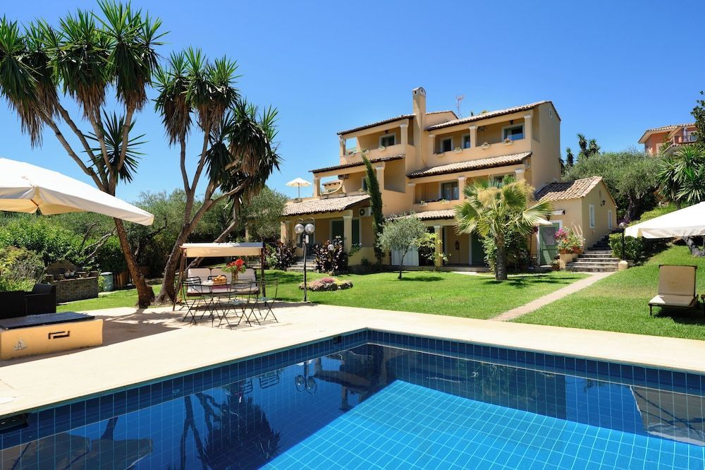 Isabella Country House 1