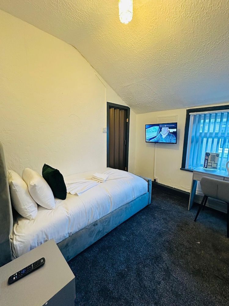New valeron hotel 2