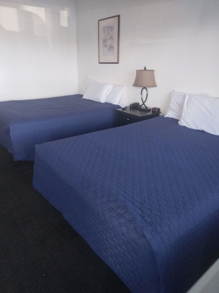 Royal Inn Casper 1