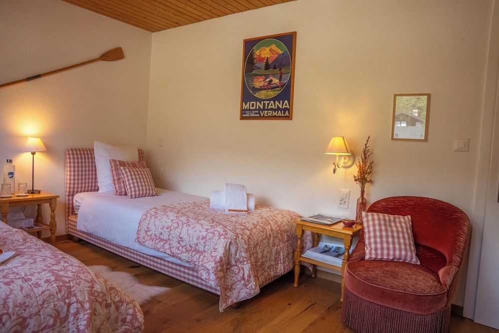 Colorado Riders Chalet 2