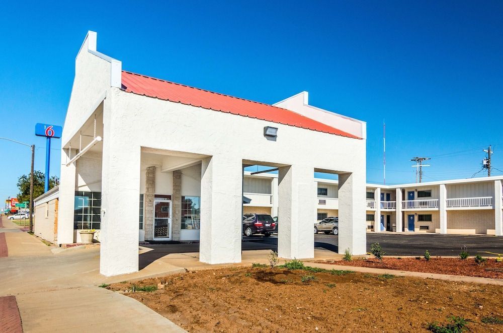 Motel 6 Childress, TX 1