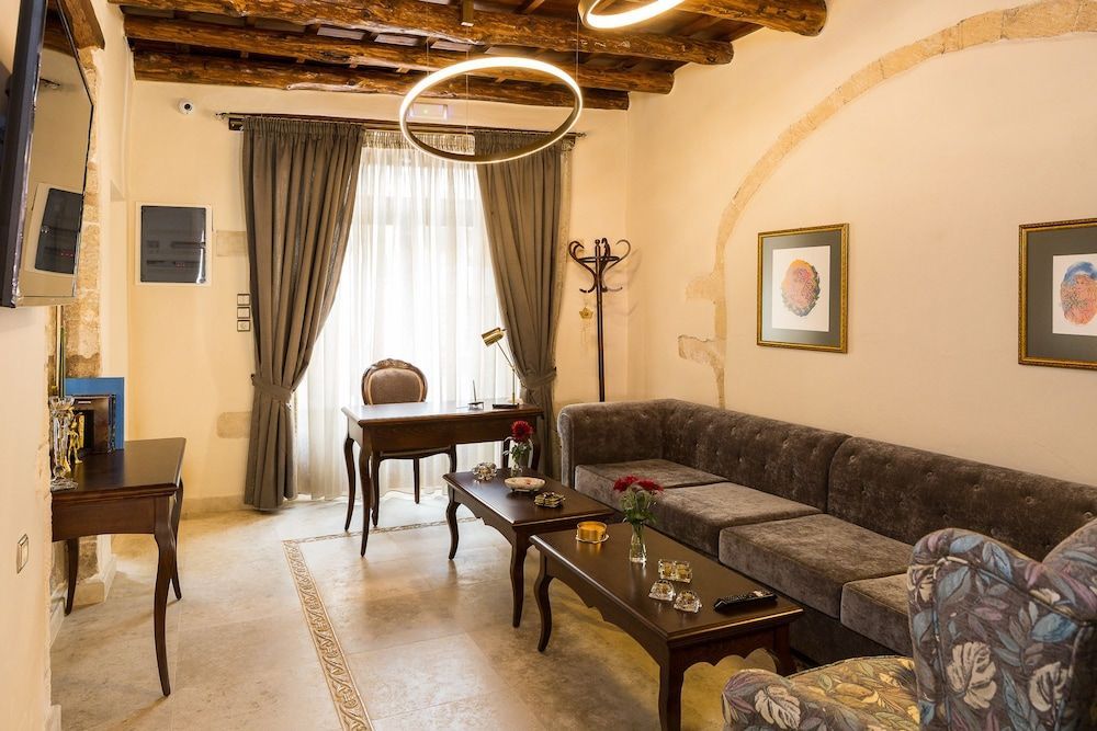 Phaedra Suites 2