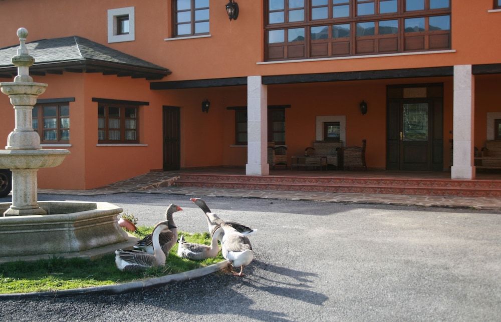 Hotel Rural Yeguada Albeitar 1