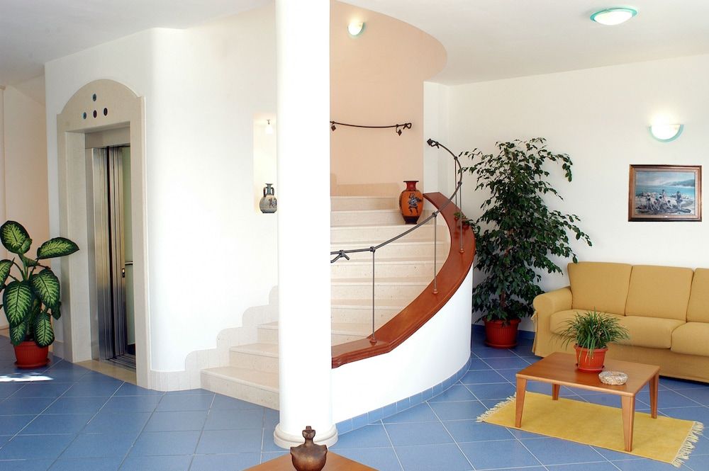 Hotel La Sorgente 2
