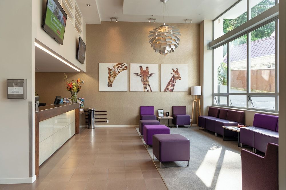 Boulcott Suites 1