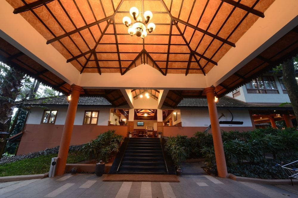 Greenwoods Thekkady - A Five Star Classified Resort 2
