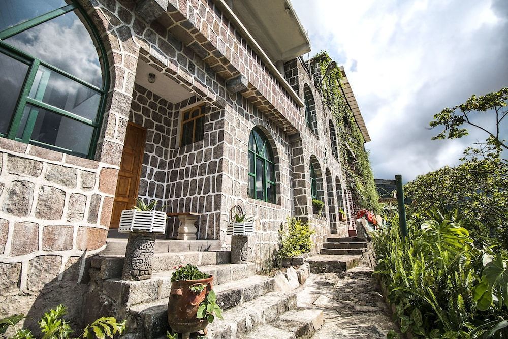 Eco Hotel Uxlabil Atitlan 1