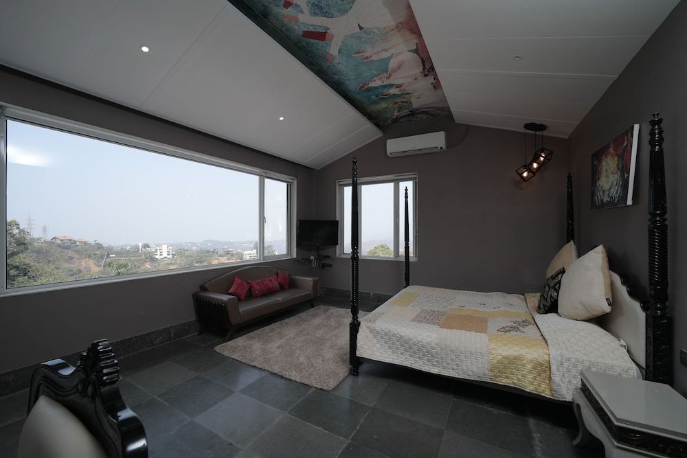 360 South, Khandala 2