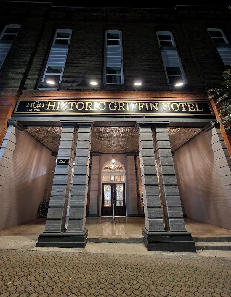 Historic Griffin Hotel 1